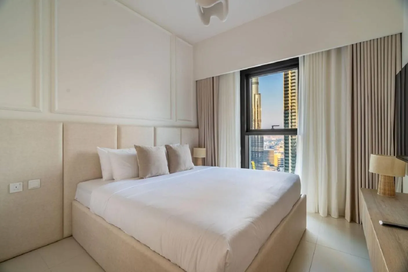 Luxury & Premium Burj Khalifa Dubai Mall 0*,  United Arab Emirates